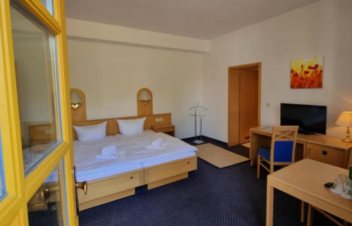 Premium-Doppelzimmer-FRITZ-Hotel-Potsdam-Zimmer-15-2