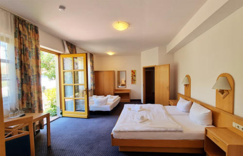 Premium-Doppelzimmer-FRITZ-Hotel-Potsdam-Zimmer-15-3
